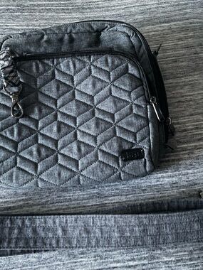 Lug Ranger 2 Quilted Gray Crossbody Bag